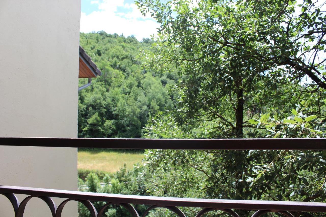 Bed and Breakfast Casa Teresina La Plana de Mont-Ros Екстер'єр фото