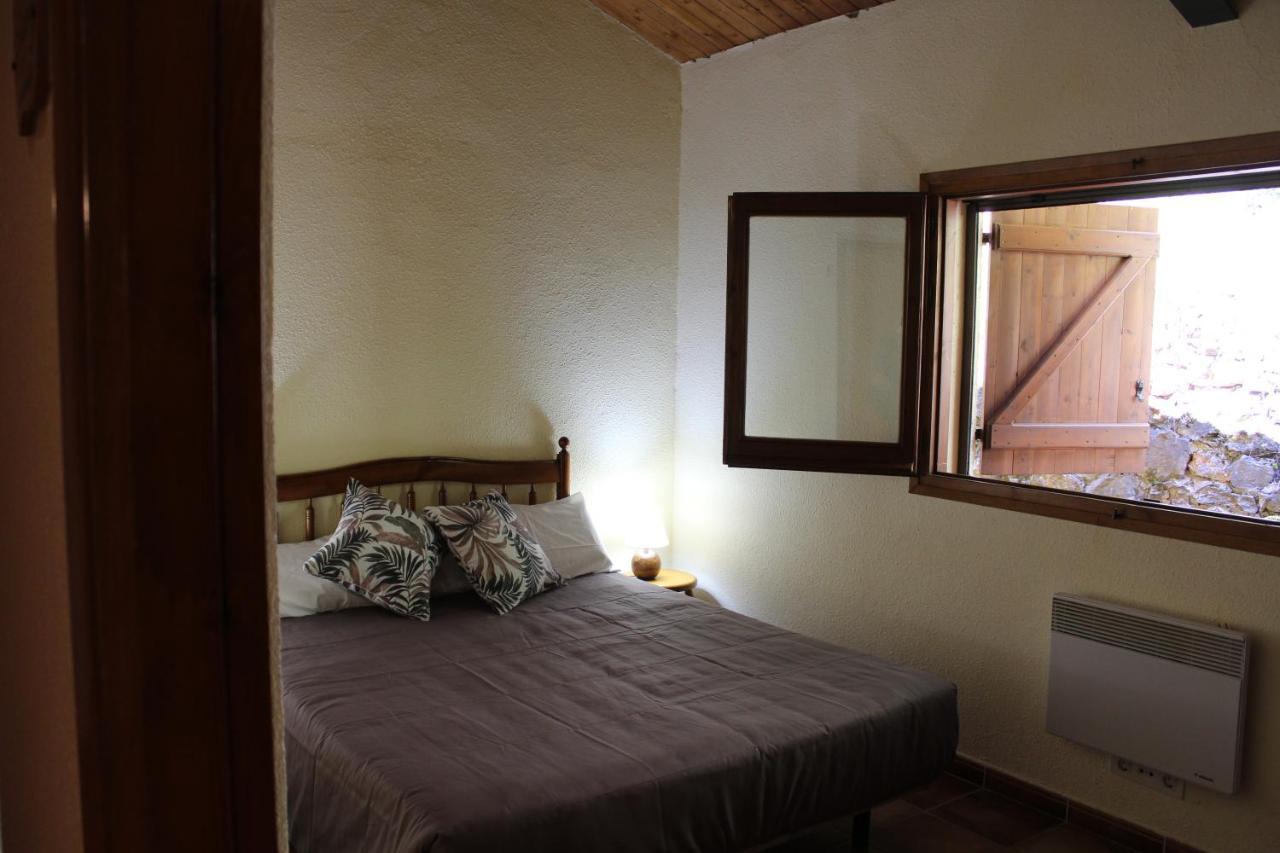 Bed and Breakfast Casa Teresina La Plana de Mont-Ros Екстер'єр фото