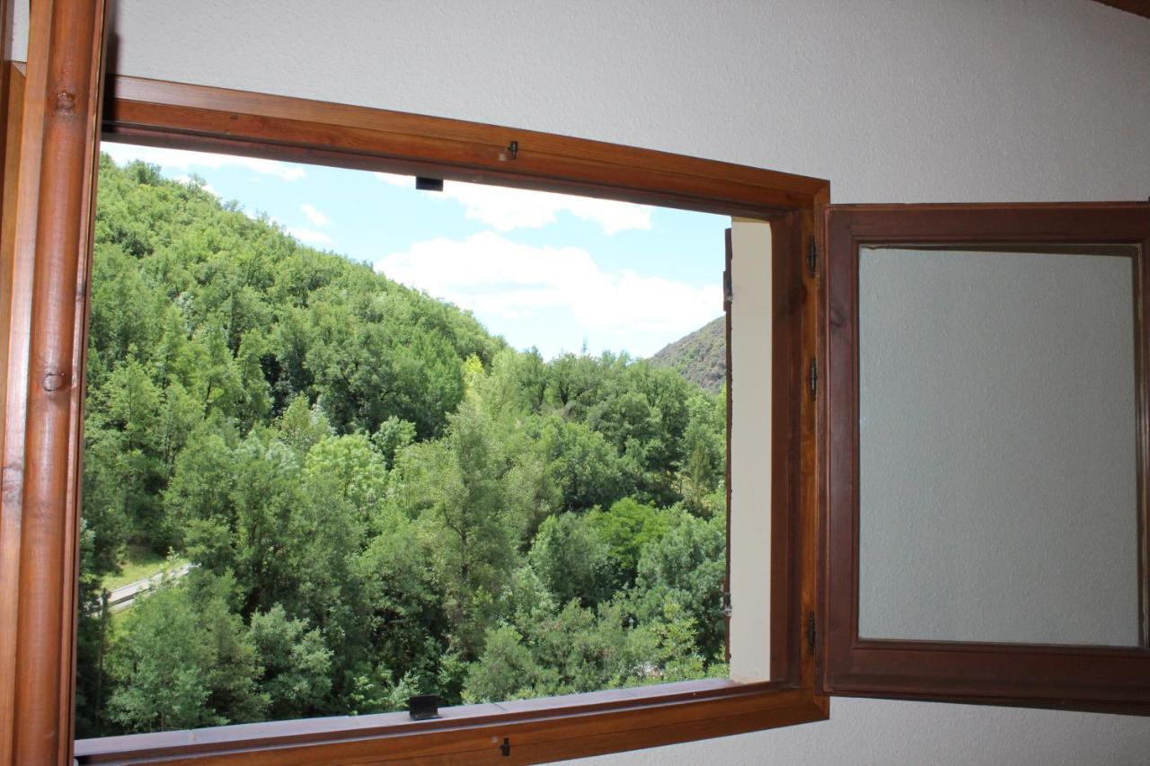 Bed and Breakfast Casa Teresina La Plana de Mont-Ros Екстер'єр фото